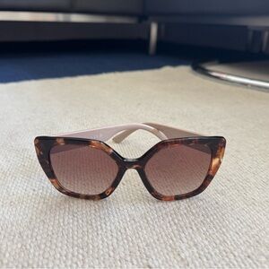 NEW Prada SPR 24X Sunglasses in Caramel Tortoise